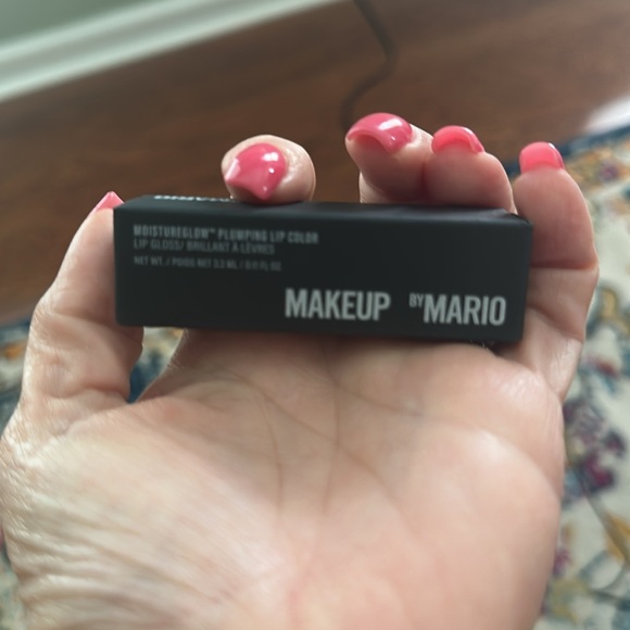 Make up by Mario moisture glow plumping lip color -Poppy - Picture 3 of 4